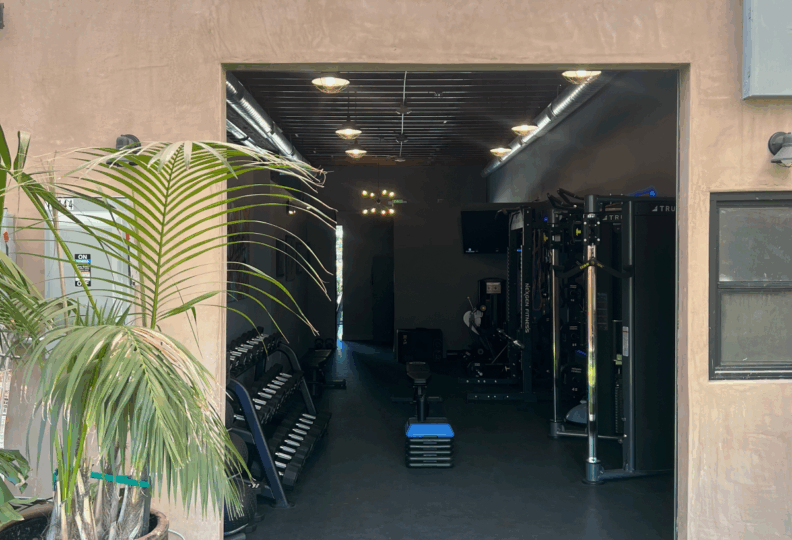 nexgen-fitness-los-angeles-exterior-03